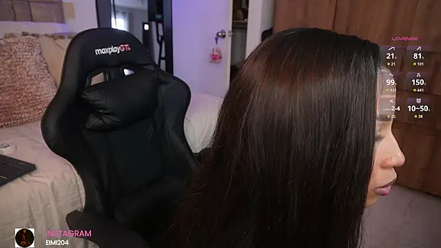 Snapshot of eimi_spacee chatting on April 10, 2026, 5:50 pm eimi spacee online show from April 10, 2026, 5:50 pm