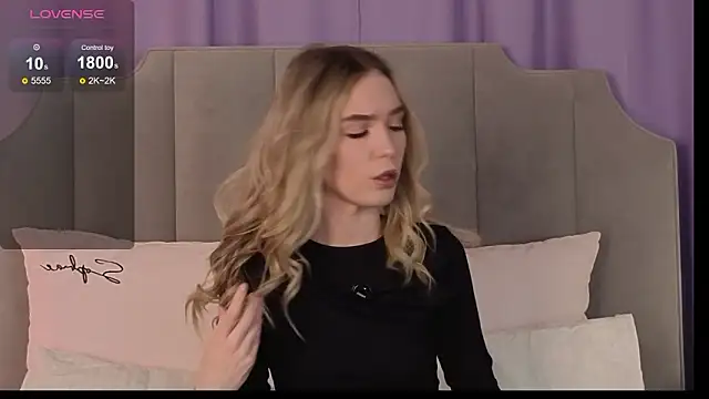 NikkiRyx online show from March 22, 2026, 3:04 pm