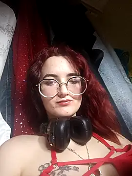 Snapshot of Persefoha chatting on February 11, 2026, 12:26 am Persefoha online show from February 11, 2026, 12:26 am