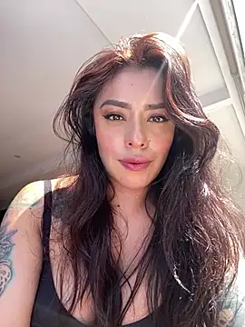 Snapshot of foxxy_lover chatting on February 26, 2026, 3:33 pm foxxy lover online show from February 26, 2026, 3:33 pm