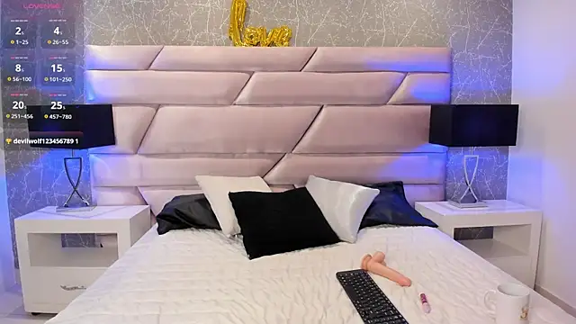 Scarlett Viibe online show from March 25, 2026, 12:11 pm