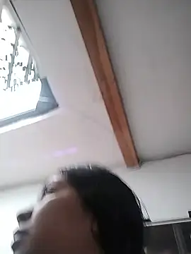 Noa Baker online show from May 12, 2026, 12:13 pm