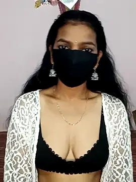 Snapshot of hot_kimaya chatting on July 4, 2026, 1:06 pm hot kimaya online show from July 4, 2026, 1:06 pm