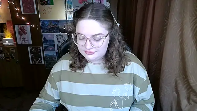 Teasing Dora online show from February 12, 2026, 9:32 pm