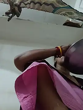 punamji sexe online show from July 18, 2026, 3:54 am