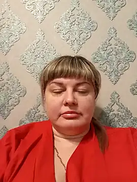 KristinaLowq online show from February 5, 2026, 5:39 pm