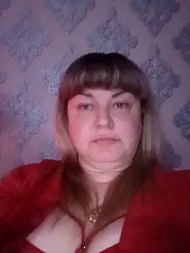 KristinaLowq online show from April 6, 2026, 8:43 pm