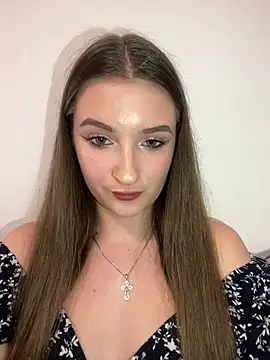 Green eyes lady online show from August 2, 2026, 3:54 pm