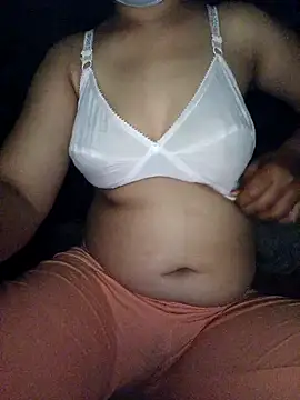 Sexy --2 online show from February 22, 2026, 6:39 pm