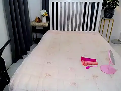 lady finger1234 online show from February 17, 2026, 2:46 pm