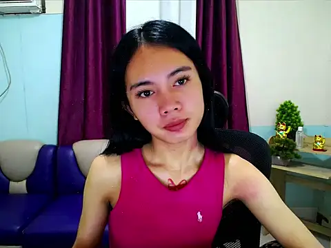 Snapshot of devine_goddess chatting on May 19, 2026, 4:35 pm devine goddess online show from May 19, 2026, 4:35 pm