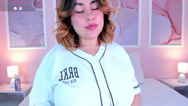 Kennya Rodriguez online show from February 8, 2026, 4:05 am