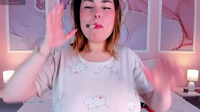 Kennya Rodriguez online show from February 10, 2026, 4:27 am