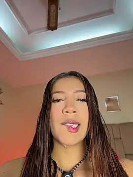Snapshot of Pushaina__1 chatting on July 9, 2026, 11:47 am Pushaina 1 online show from July 9, 2026, 11:47 am
