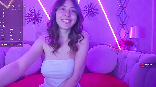 Snapshot of DreamyRosie chatting on February 21, 2026, 9:27 pm DreamyRosie online show from February 21, 2026, 9:27 pm