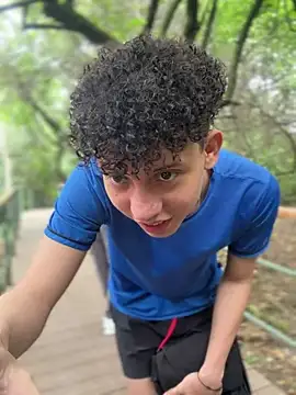 yoursexyjose online show from April 11, 2026, 7:51 pm