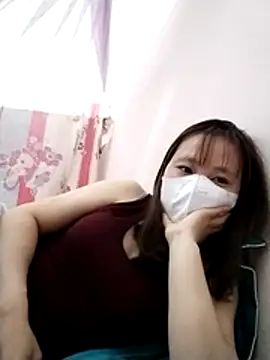 Snapshot of -Bami- chatting on April 6, 2026, 2:42 am -Bami- online show from April 6, 2026, 2:42 am