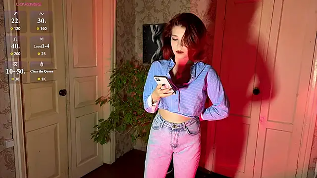 Snapshot of LaurynGeisinger chatting on March 17, 2026, 3:04 pm LaurynGeisinger online show from March 17, 2026, 3:04 pm