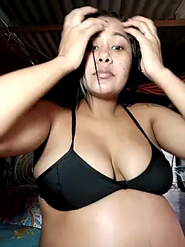 Snapshot of Eira_Allen chatting on February 6, 2026, 6:11 pm Eira Allen online show from February 6, 2026, 6:11 pm