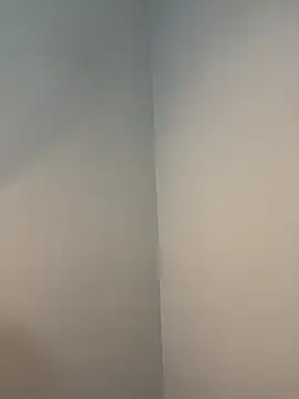 milka009233 online show from February 6, 2026, 8:23 pm