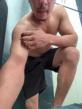 Snapshot of tonyxx000 chatting on February 13, 2026, 7:48 am tonyxx000 online show from February 13, 2026, 7:48 am