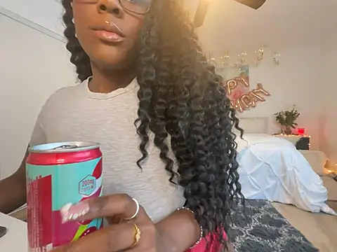 Snapshot of Anadia_Starr chatting on February 22, 2026, 1:07 am Anadia Starr online show from February 22, 2026, 1:07 am