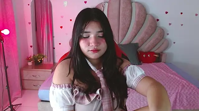 mia fox666 online show from April 16, 2026, 12:33 am