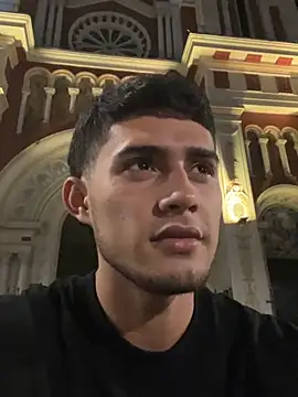 jhayko22 online show from March 26, 2026, 4:07 am