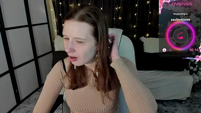 Snapshot of Kathrine_Meyer chatting on February 18, 2026, 2:07 am Kathrine Meyer online show from February 18, 2026, 2:07 am