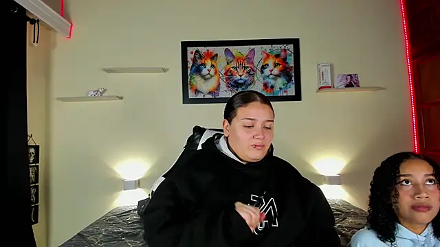 meredit cris23 online show from February 19, 2026, 3:24 am