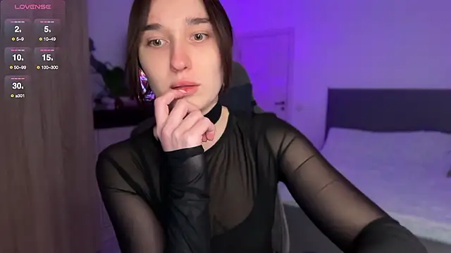 MegiMagic online show from February 2, 2026, 5:33 pm