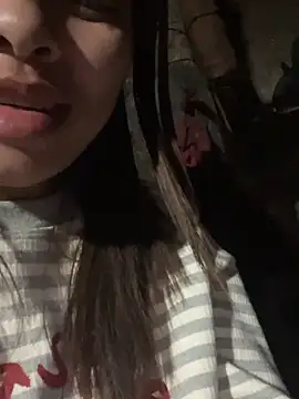 Violin xue online show from February 13, 2026, 9:49 am