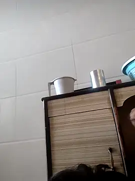 Curvy Simran online show from February 15, 2026, 8:46 am