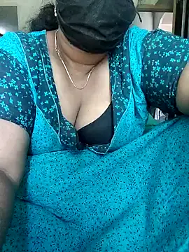 Snapshot of Tamil_Devasri chatting on March 19, 2026, 7:12 am Tamil Devasri online show from March 19, 2026, 7:12 am