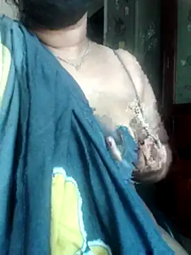 Snapshot of Tamil_Devasri chatting on March 21, 2026, 8:19 am Tamil Devasri online show from March 21, 2026, 8:19 am