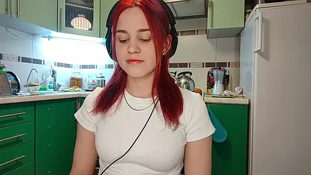 Snapshot of CalandraRolon chatting on February 19, 2026, 5:42 pm CalandraRolon online show from February 19, 2026, 5:42 pm