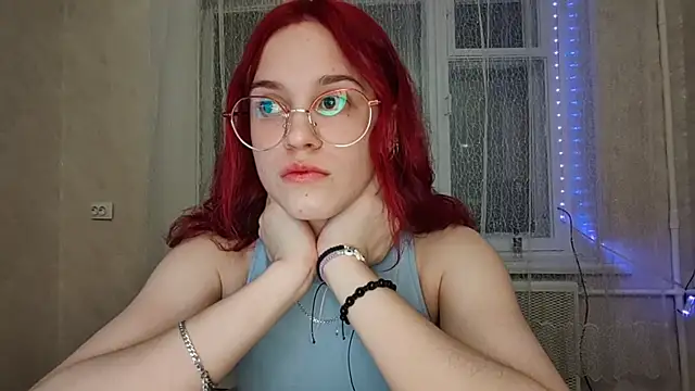 Snapshot of CalandraRolon chatting on February 25, 2026, 7:34 pm CalandraRolon online show from February 25, 2026, 7:34 pm