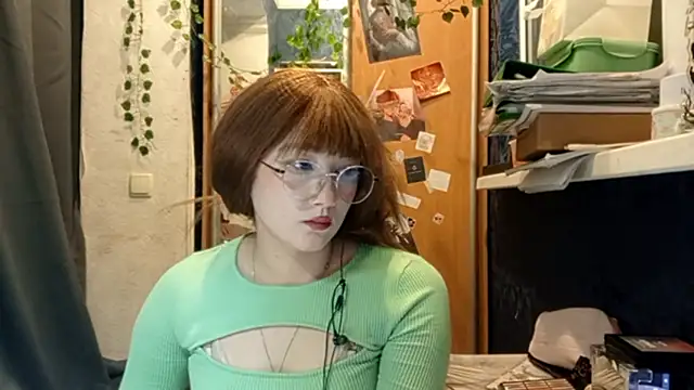 PhoebePalmer online show from March 9, 2026, 8:13 pm