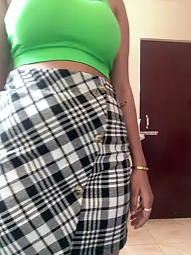 kavyababy00 online show from February 28, 2026, 5:41 am