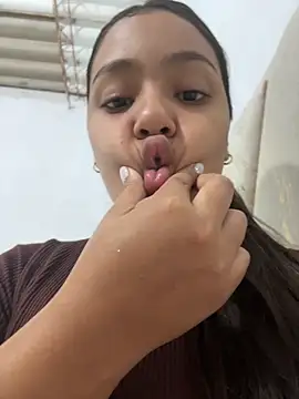 Snapshot of Baby_morena12 chatting on April 15, 2026, 4:36 pm Baby morena12 online show from April 15, 2026, 4:36 pm