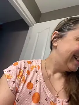 Snapshot of ShyFlameLive chatting on February 15, 2026, 12:25 pm ShyFlameLive online show from February 15, 2026, 12:25 pm