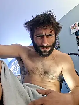 TrndSettr online show from February 15, 2026, 6:04 pm