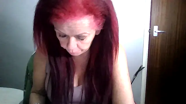 Forbidden-Irish-x online show from April 3, 2026, 9:13 pm