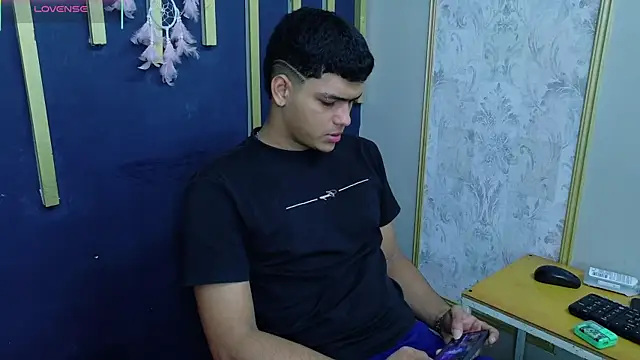 Keinner BigDick online show from August 7, 2026, 8:22 pm