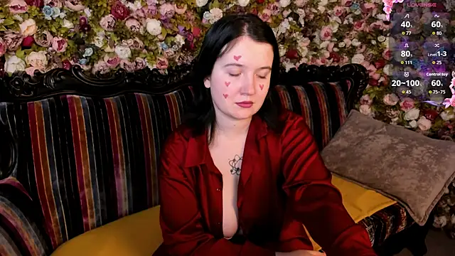 Snapshot of MollySoShy chatting on February 13, 2026, 5:14 am MollySoShy online show from February 13, 2026, 5:14 am