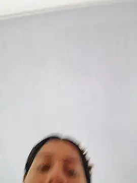 Snapshot of Cris18sexy chatting on February 8, 2026, 3:32 am Cris18sexy online show from February 8, 2026, 3:32 am