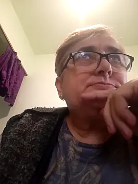 SusanStar874 online show from March 18, 2026, 3:04 pm