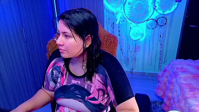 Snapshot of ALIS_E_G chatting on February 7, 2026, 5:38 pm ALIS E G online show from February 7, 2026, 5:38 pm