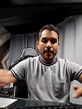 Snapshot of noa_desire chatting on February 27, 2026, 10:21 pm noa desire online show from February 27, 2026, 10:21 pm