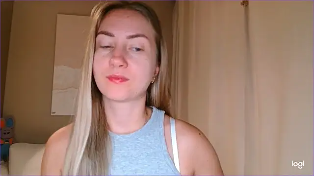 BluueSilk online show from September 19, 2025, 5:53 am